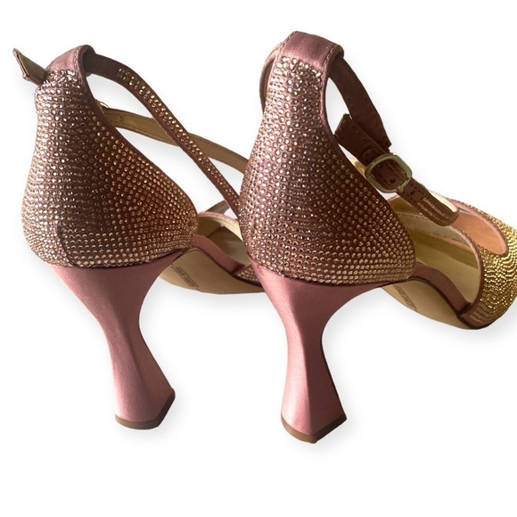 VINCE CAMUTO NWOT Sparkling Rosay Amethyst Silk Wide Stiletto Heel Barbi… - Picture 5 of 8